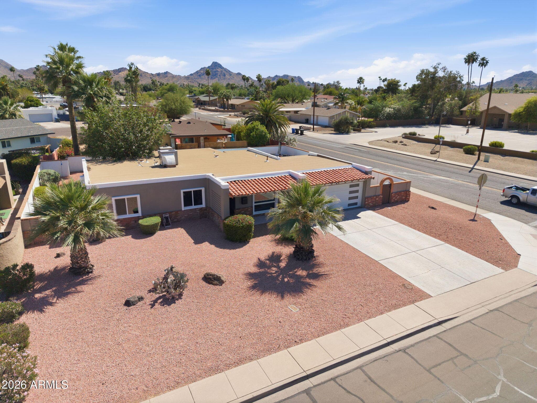 3601 E CHOLLA Street, Phoenix, AZ 85028 — photo 36 of 39