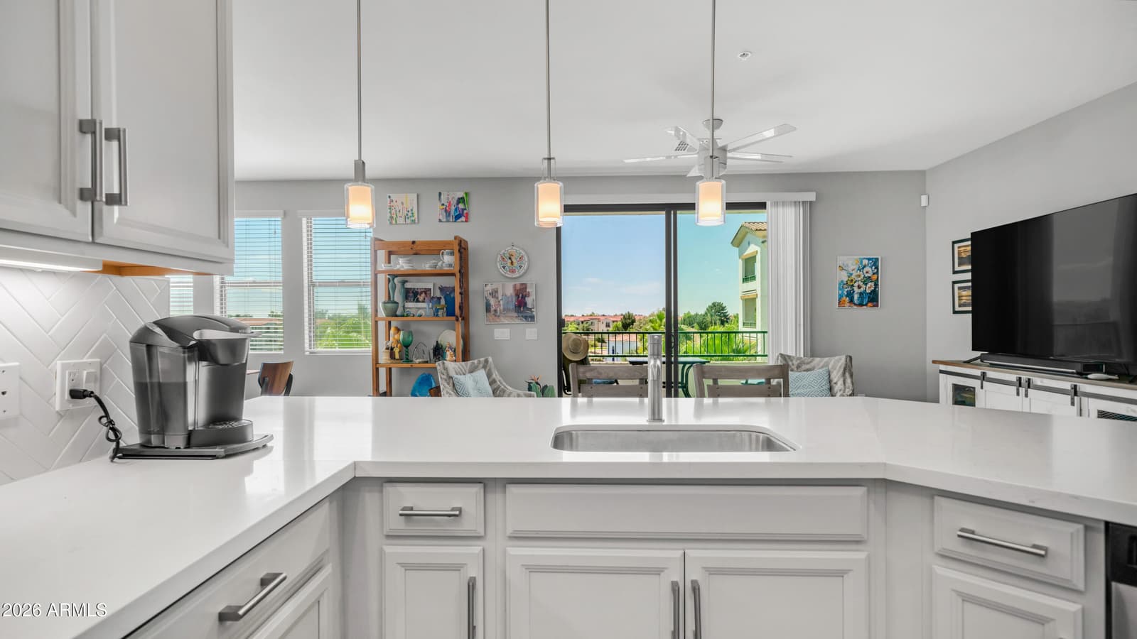 2511 W QUEEN CREEK Road 303, Chandler, AZ 85248 — photo 4 of 46