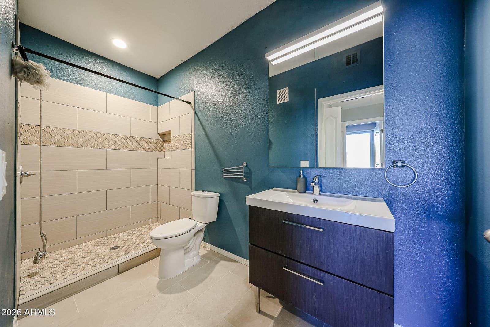 2929 W YORKSHIRE Drive 1128, Phoenix, AZ 85027 — photo 11 of 24