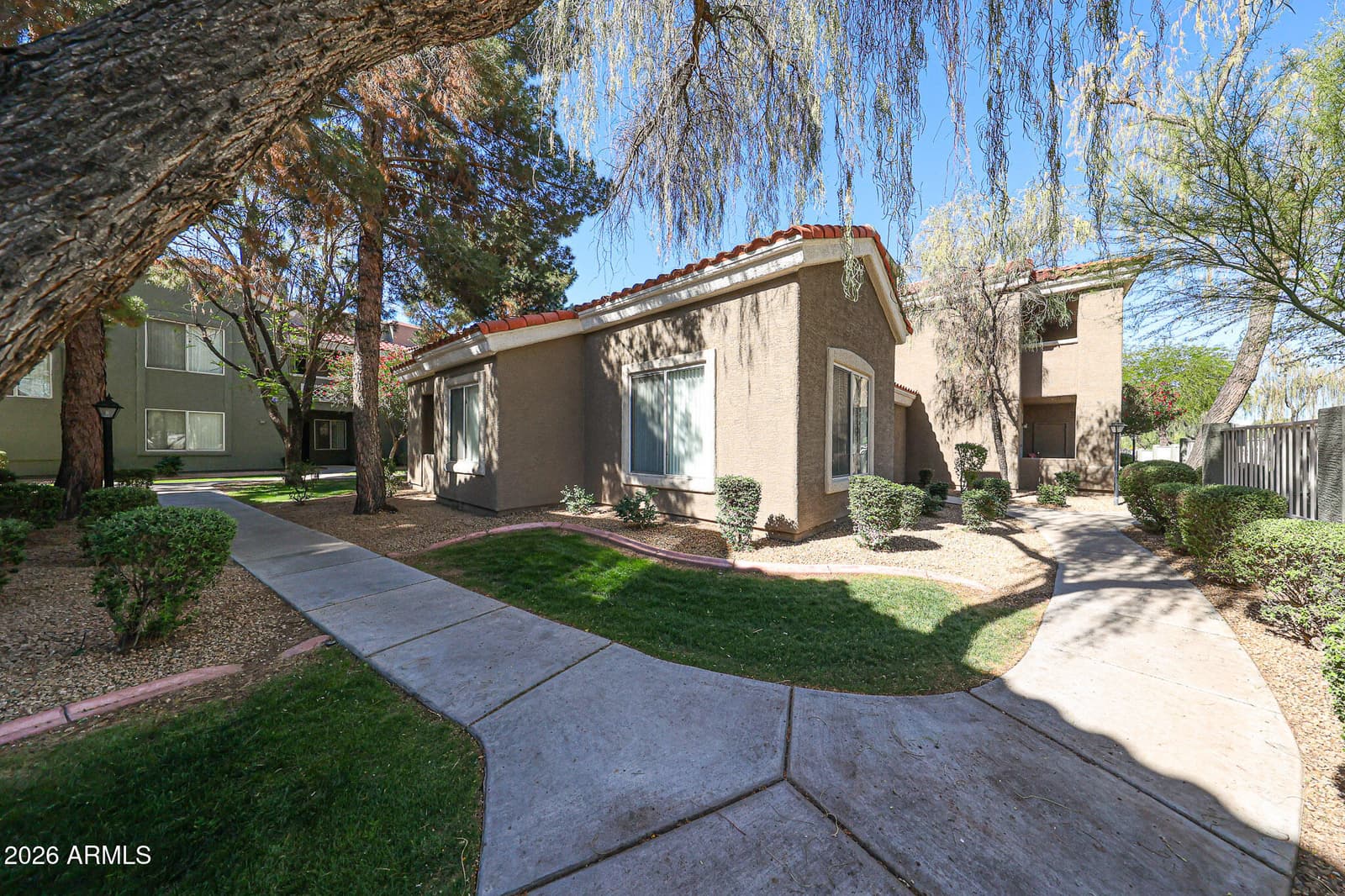 2929 W YORKSHIRE Drive 1128, Phoenix, AZ 85027 — photo 3 of 24