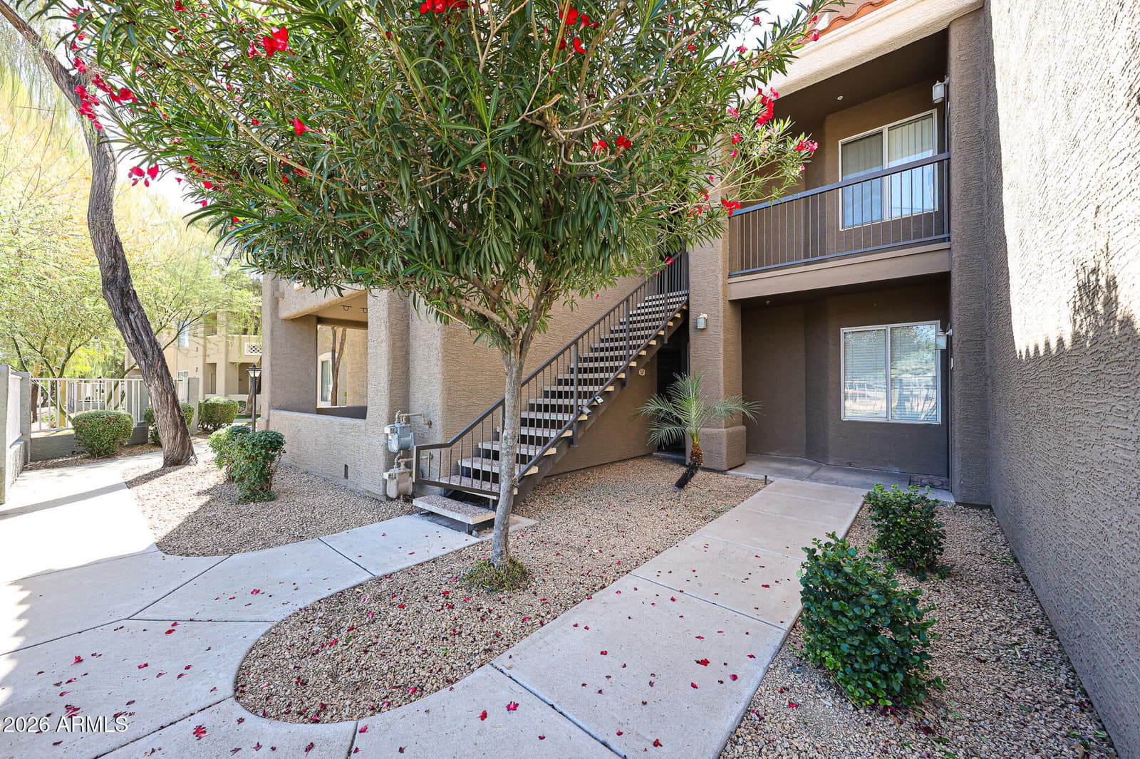 2929 W YORKSHIRE Drive 1128, Phoenix, AZ 85027 — photo 4 of 24