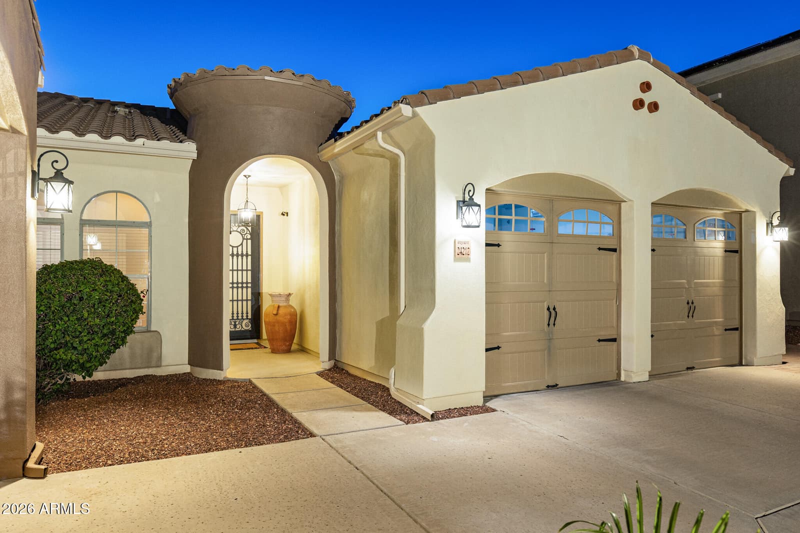 24212 N 24TH Place, Phoenix, AZ 85024 — photo 2 of 51