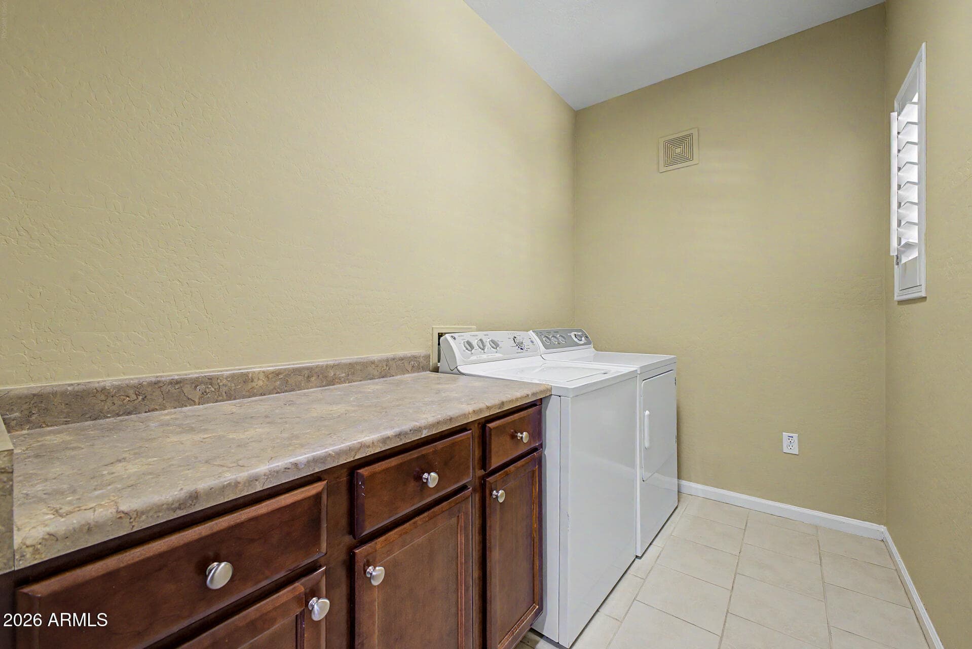 3935 E ROUGH RIDER Road 1173, Phoenix, AZ 85050 — photo 30 of 39