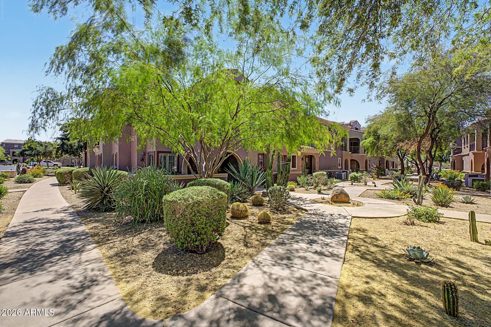 3935 E ROUGH RIDER Road 1173, Phoenix, AZ 85050 — photo 32 of 39
