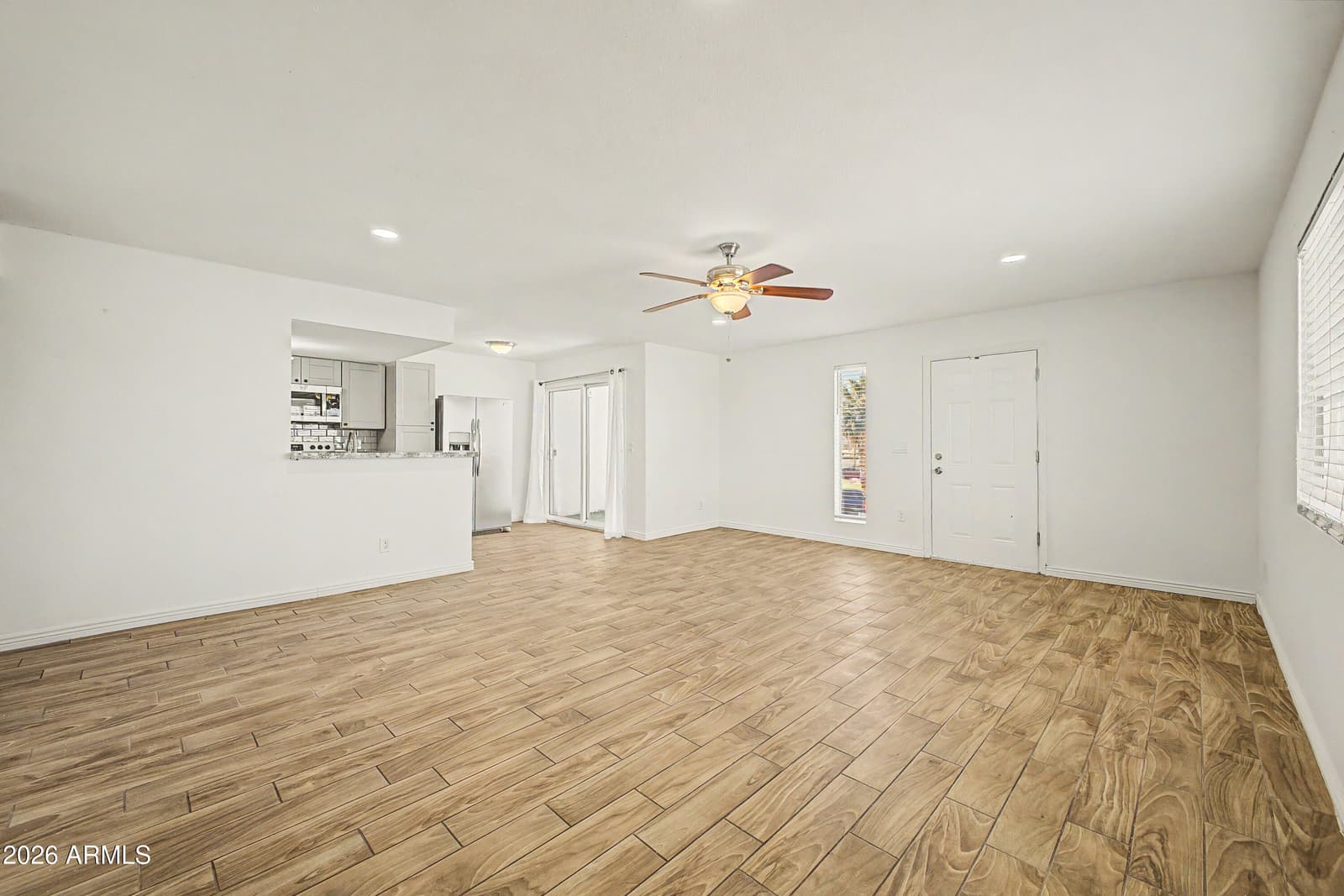 2132 W Glenrosa Avenue 81D, Phoenix, AZ 85015 — photo 7 of 32