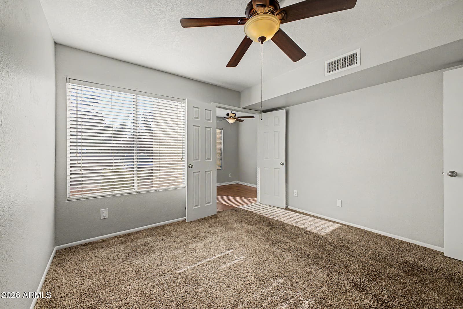 4730 W NORTHERN Avenue 1104, Glendale, AZ 85301 — photo 12 of 34