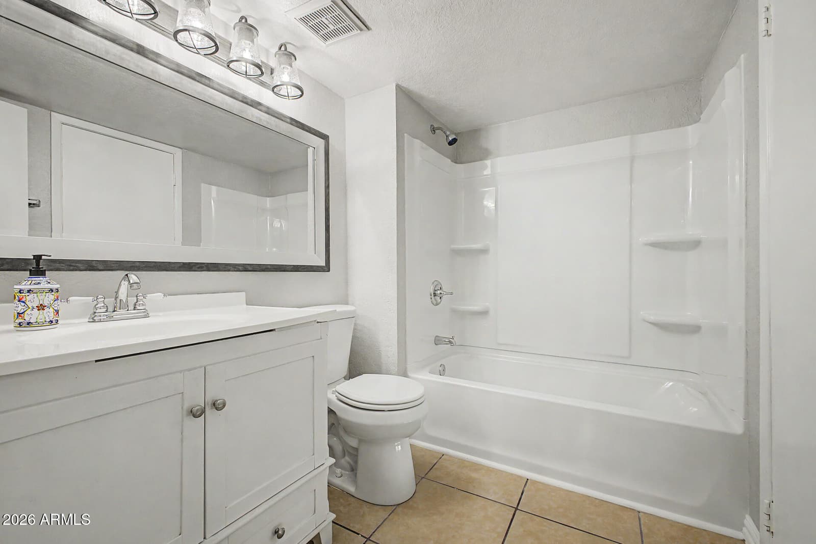 4730 W NORTHERN Avenue 1104, Glendale, AZ 85301 — photo 16 of 34