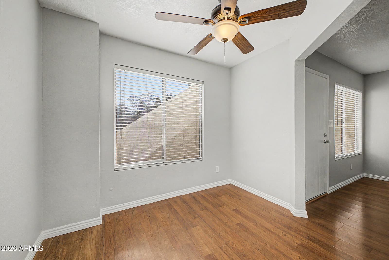 4730 W NORTHERN Avenue 1104, Glendale, AZ 85301 — photo 17 of 34
