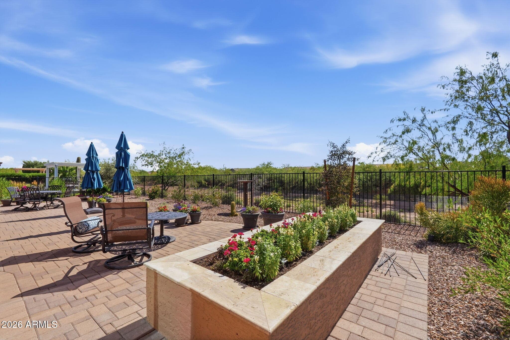 4055 N SMITHSONIAN Drive, Florence, AZ 85132 — photo 4 of 47