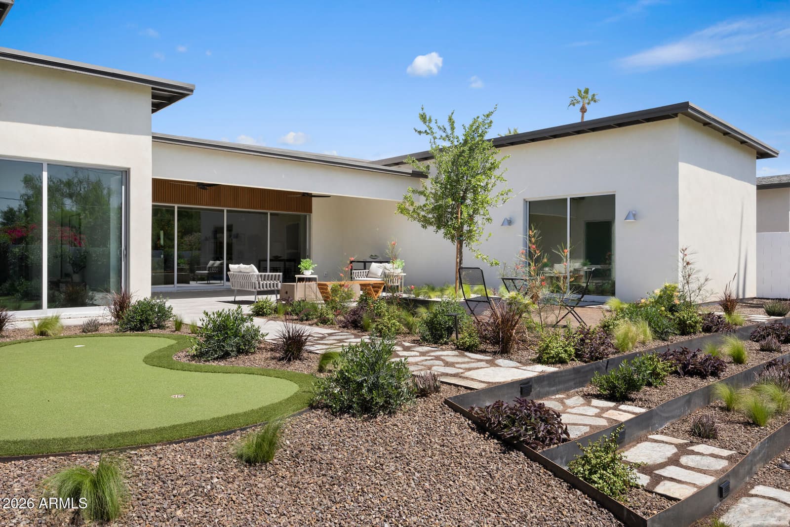115 E GRISWOLD Road, Phoenix, AZ 85020 — photo 18 of 18
