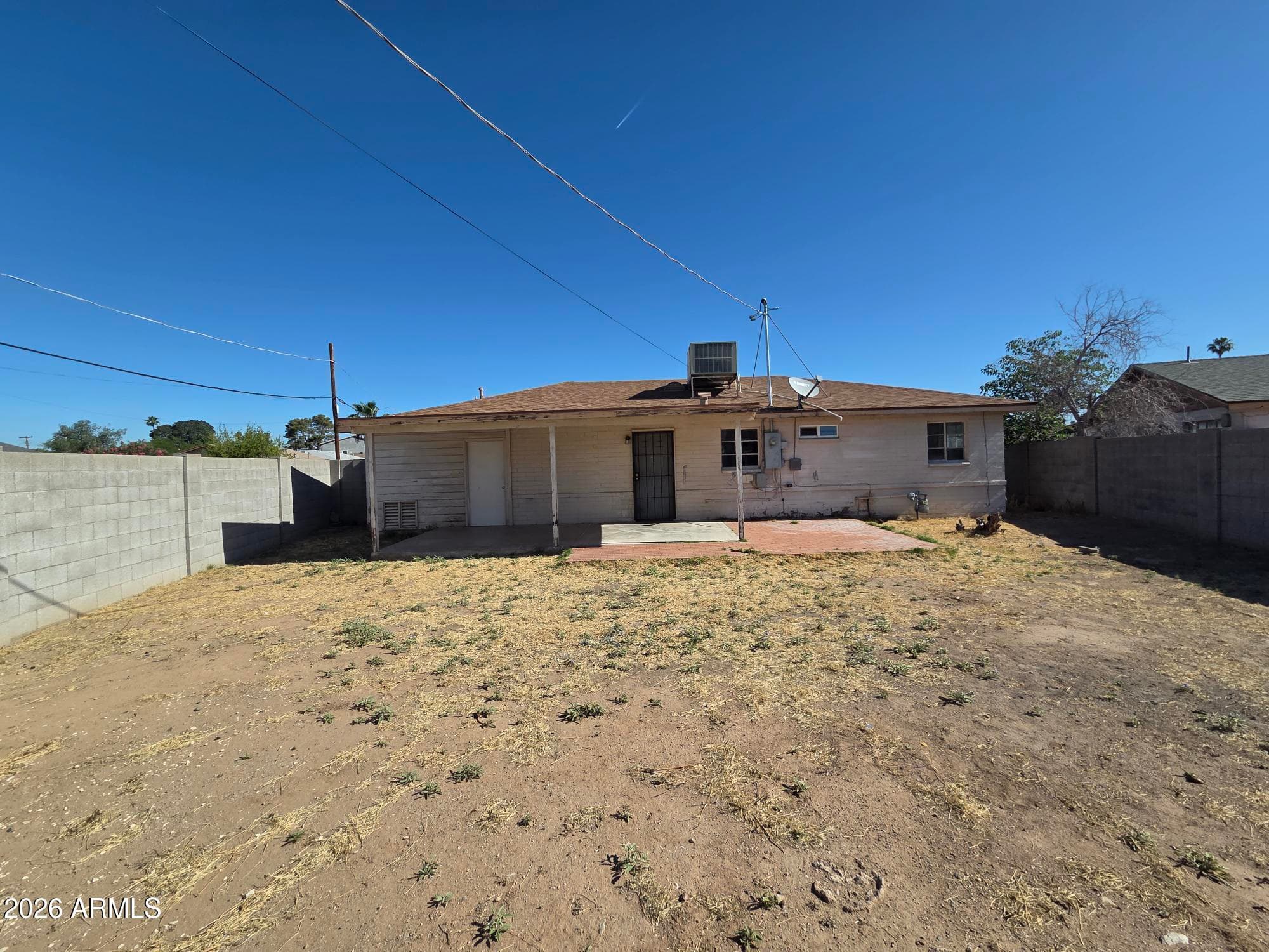 2207 W CACTUS WREN Drive, Phoenix, AZ 85021 — photo 11 of 11