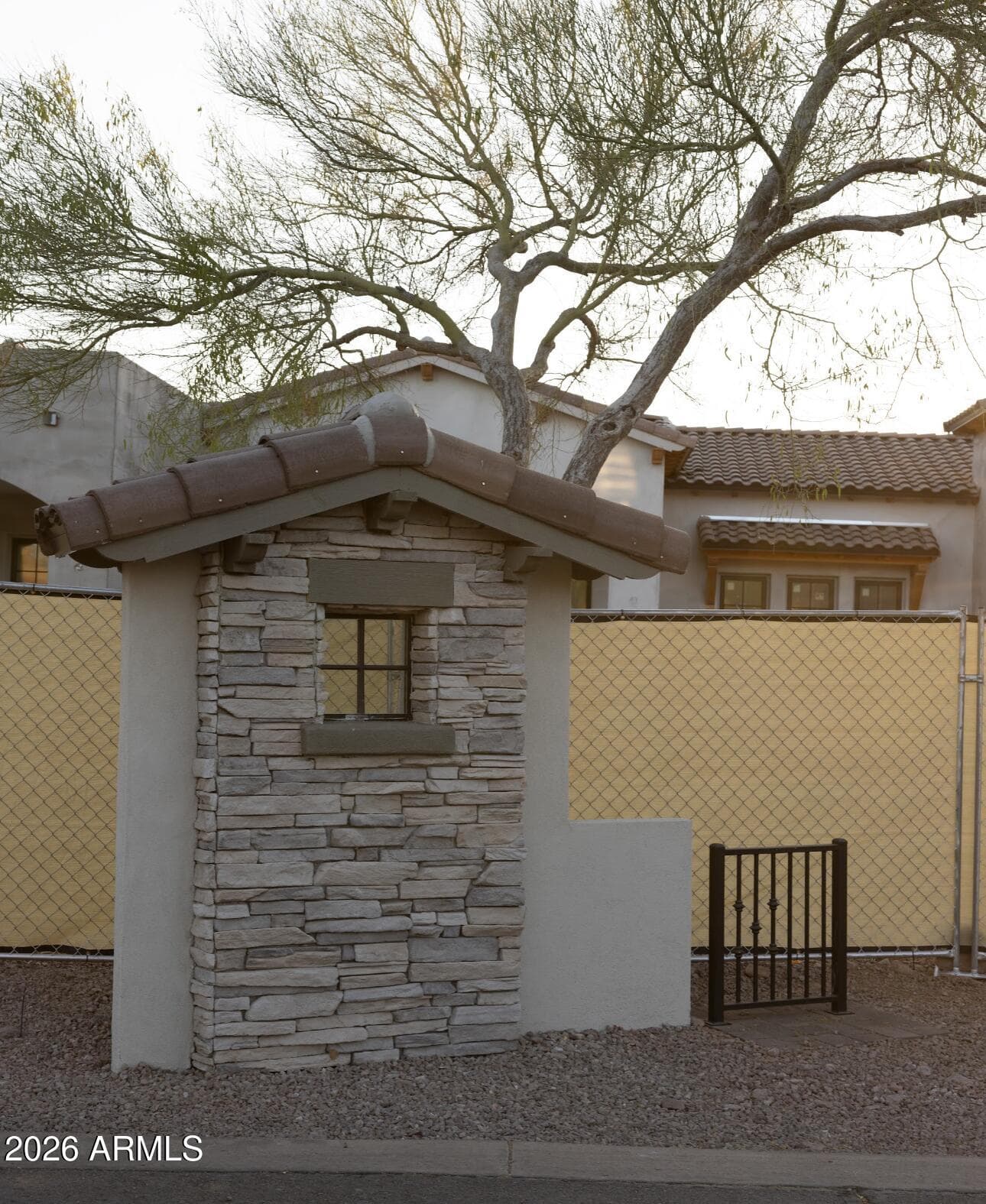 6431 E FLAT IRON Loop, Gold Canyon, AZ 85118 — photo 5 of 8