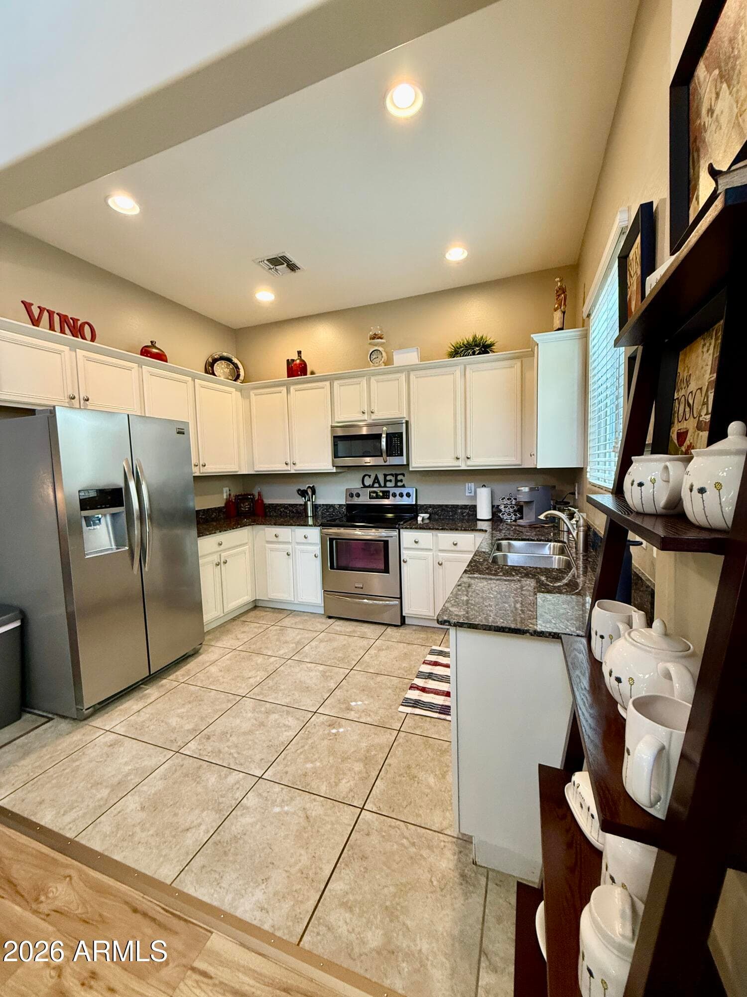 1367 S COUNTRY CLUB Drive 1019, Mesa, AZ 85210 — photo 16 of 42