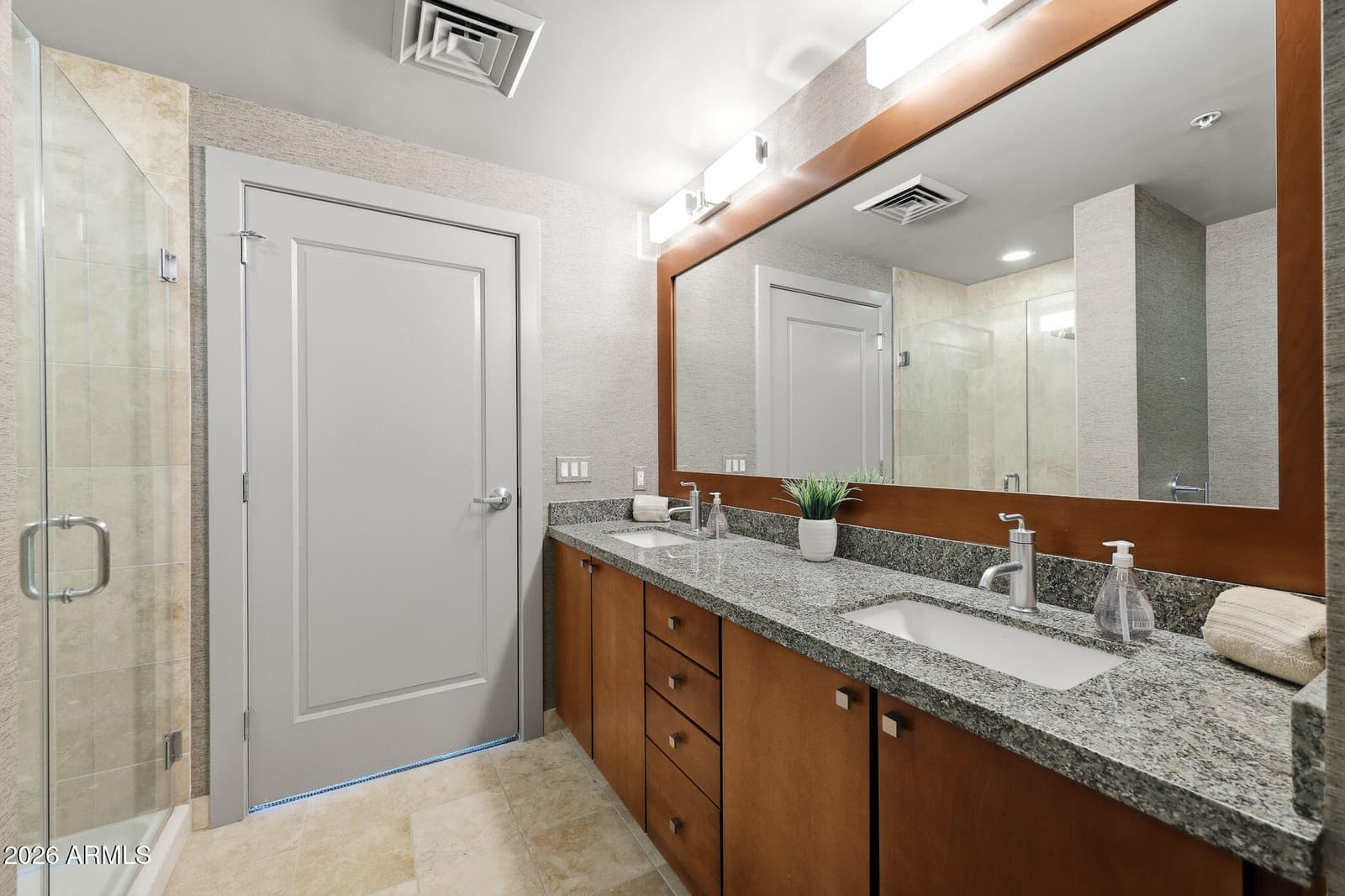 310 S 4TH Street 2204, Phoenix, AZ 85004 — photo 32 of 65