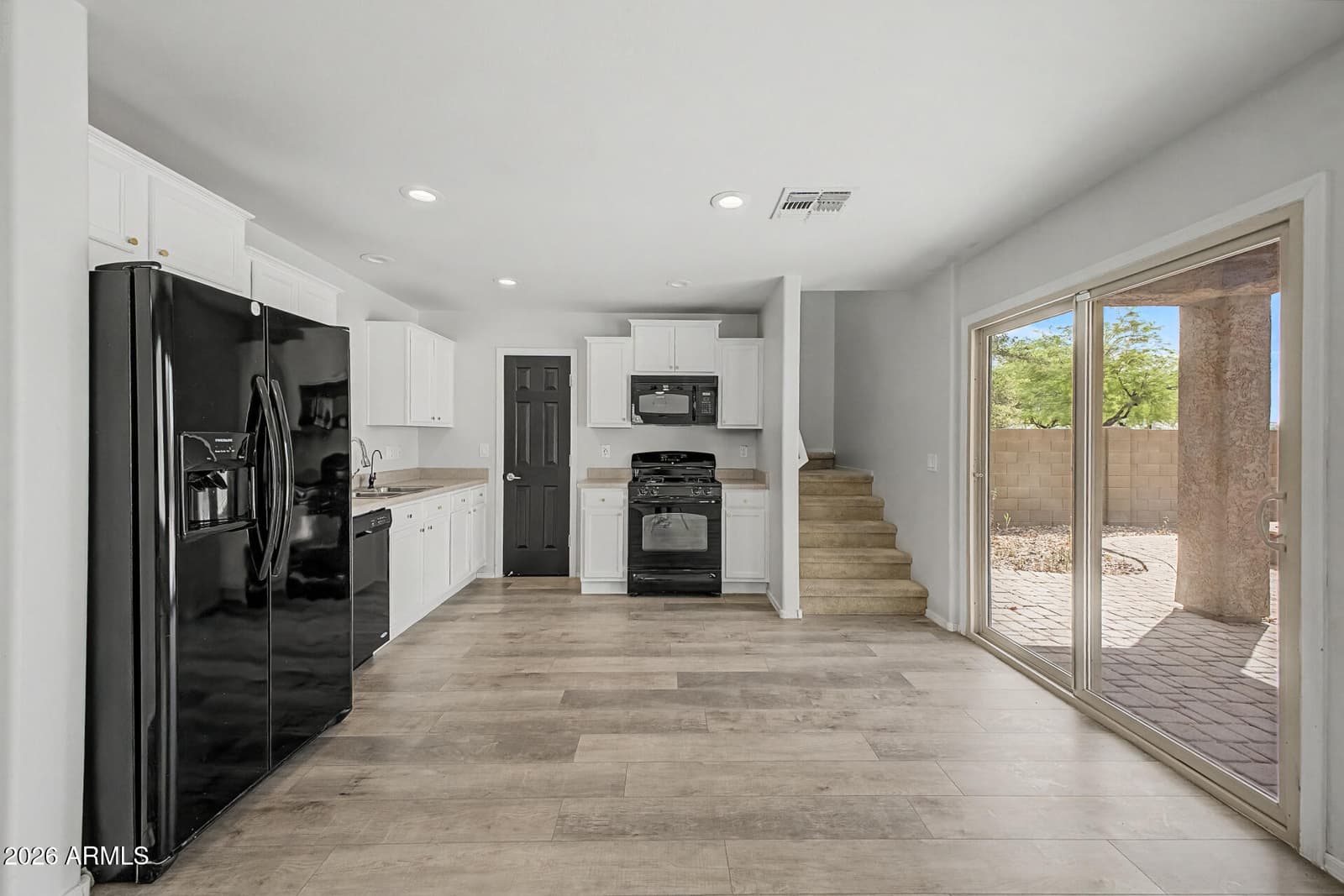 2542 N Palo Verde Drive, Florence, AZ 85132 — photo 8 of 27