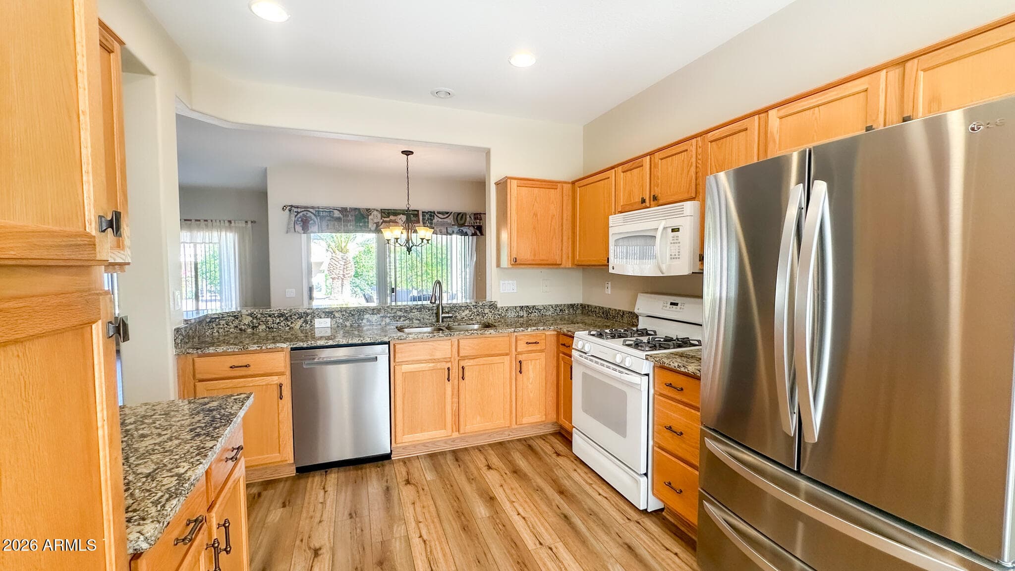 17961 N SOMERSET Drive, Surprise, AZ 85374 — photo 7 of 19