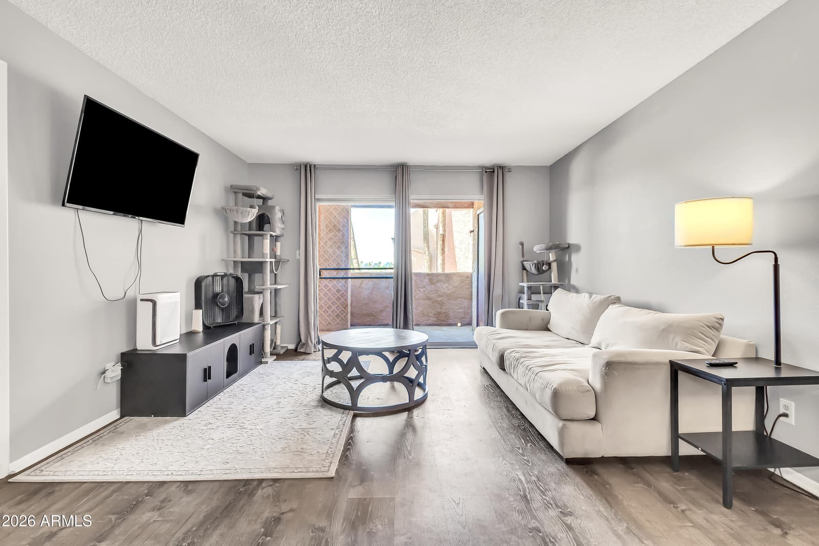 540 N MAY 3105, Mesa, AZ 85201 — photo 4 of 32