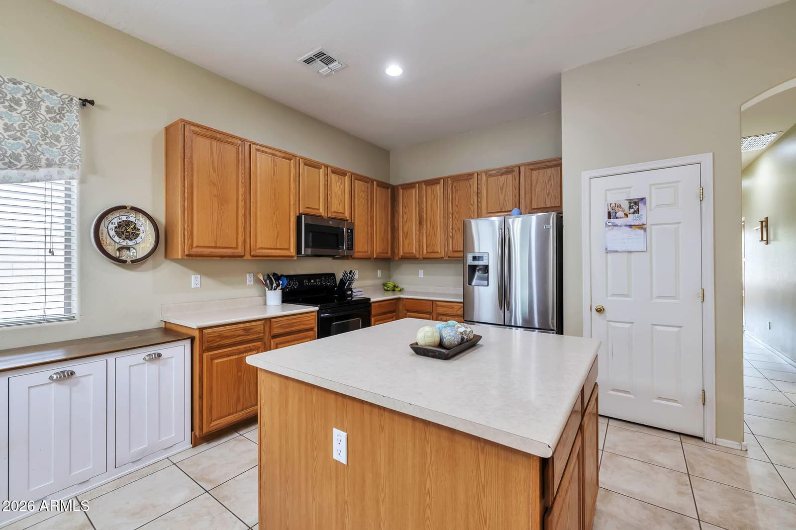 8807 W CAROLE Lane, Glendale, AZ 85305 — photo 15 of 31