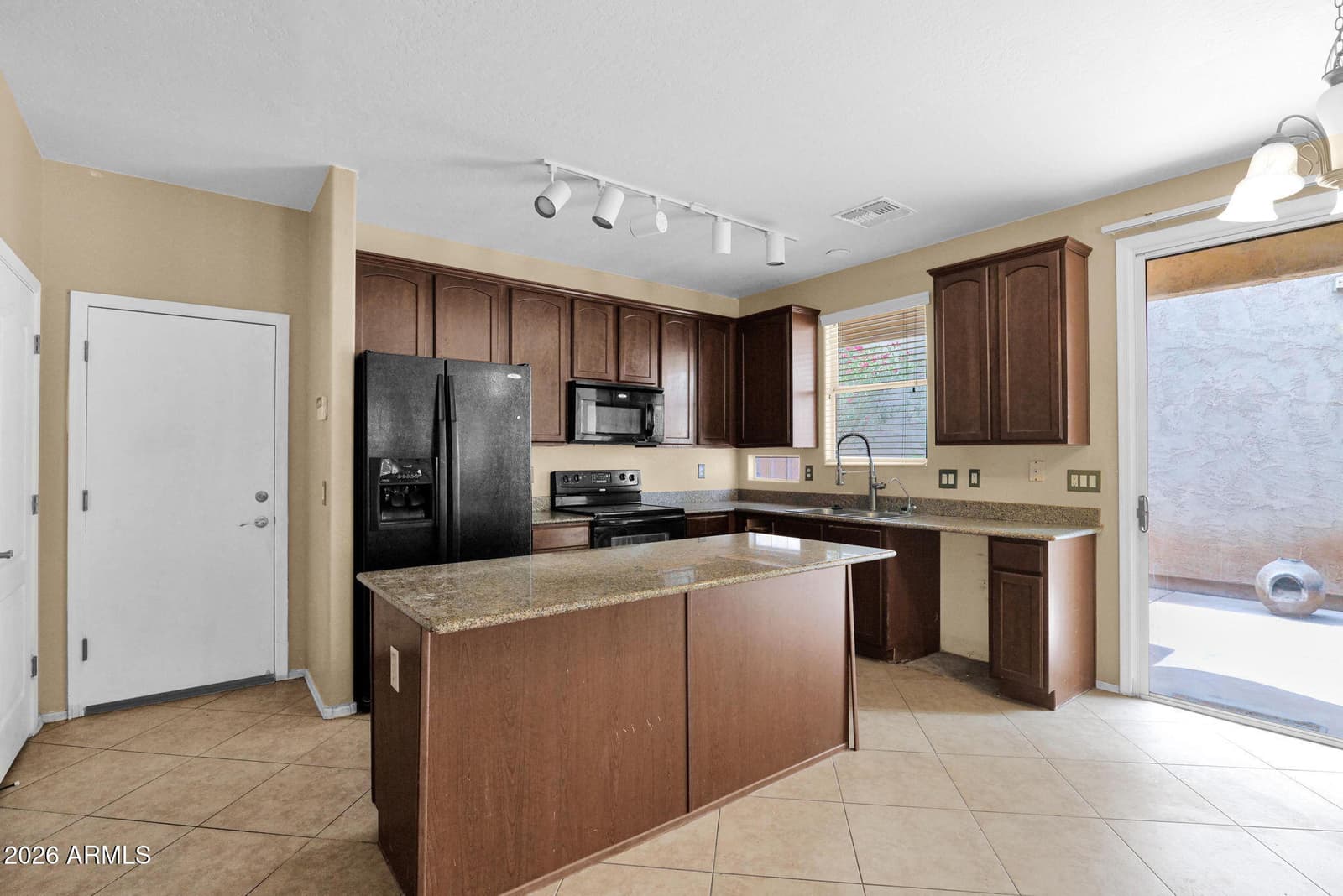 4321 E MILKY Way, Gilbert, AZ 85295 — photo 18 of 23