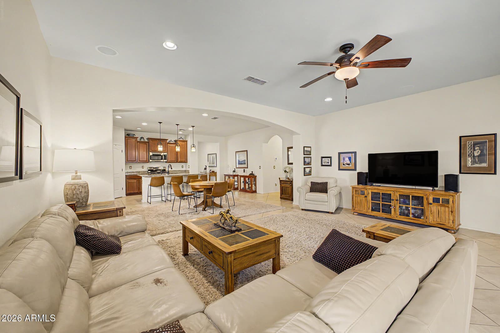 10743 W LARIAT Lane, Peoria, AZ 85383 — photo 10 of 33