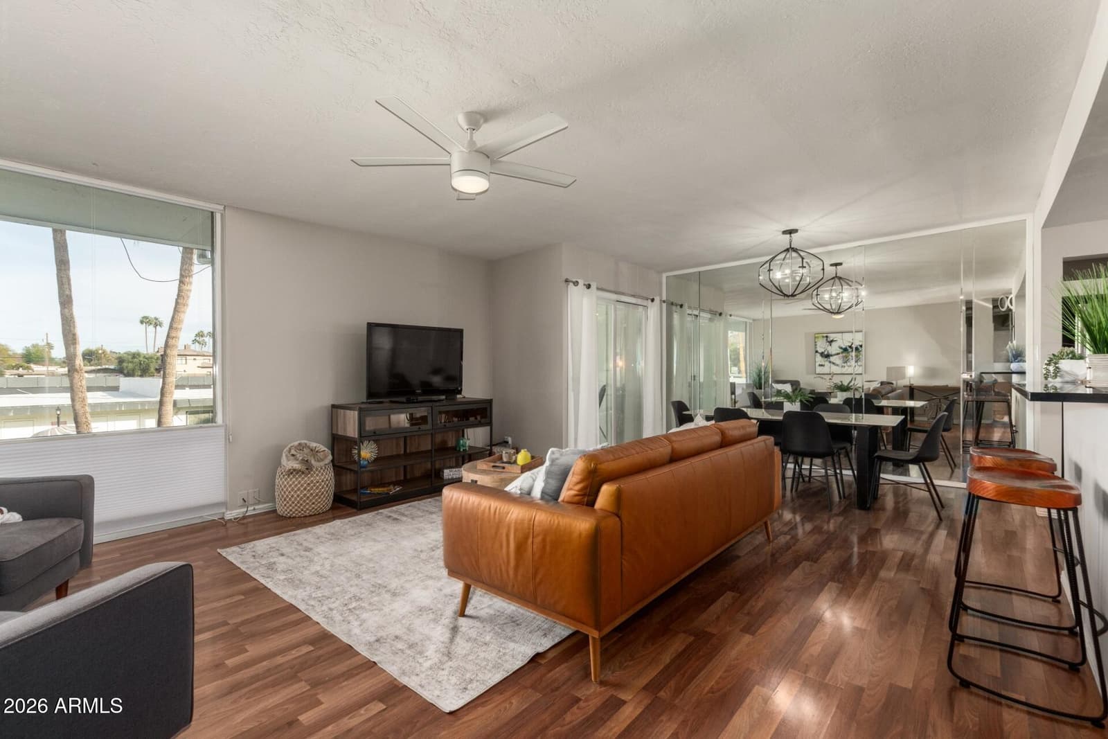3270 E CAMELBACK Road 213, Phoenix, AZ 85018 — photo 4 of 41