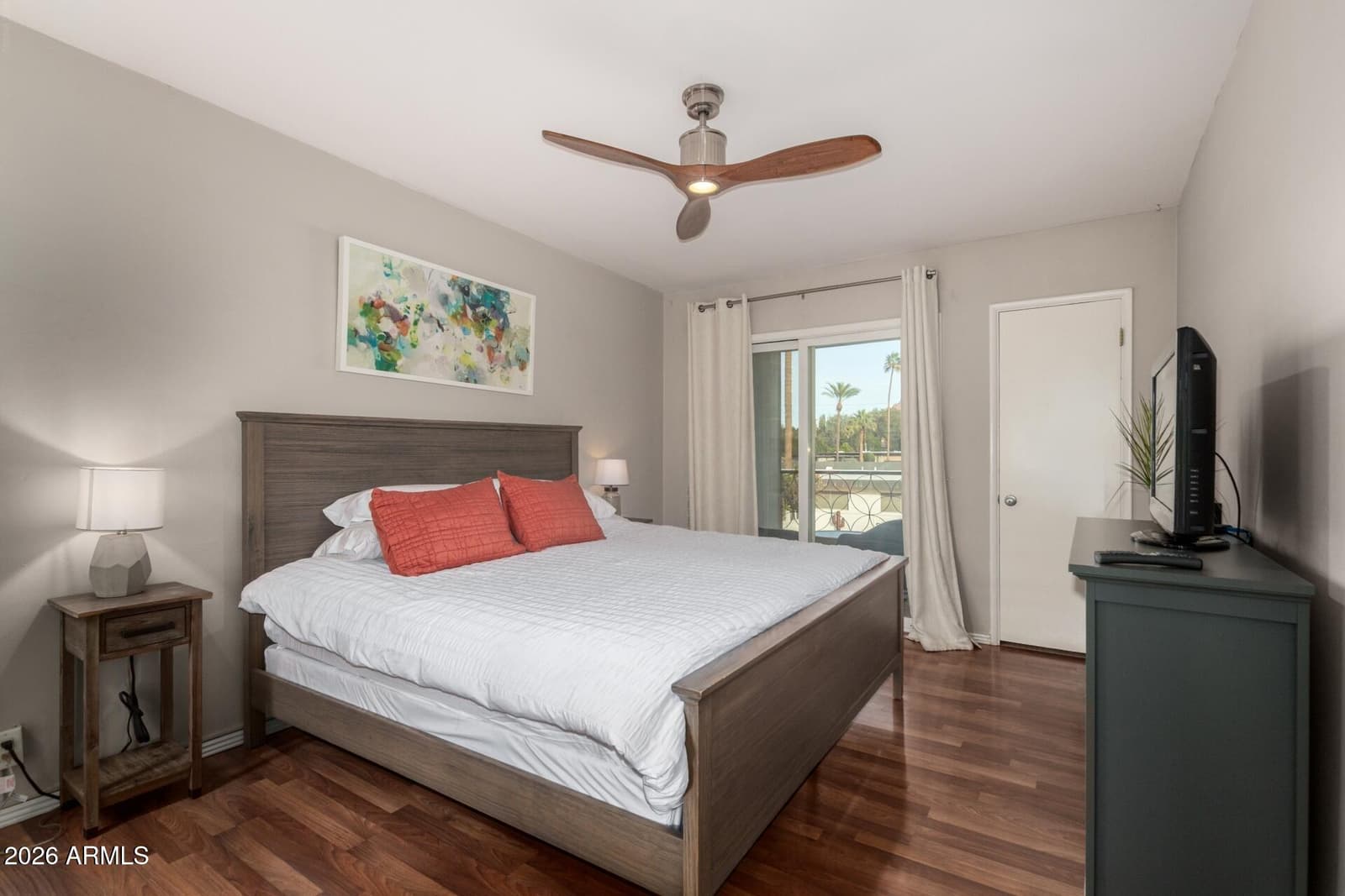 3270 E CAMELBACK Road 213, Phoenix, AZ 85018 — photo 14 of 41