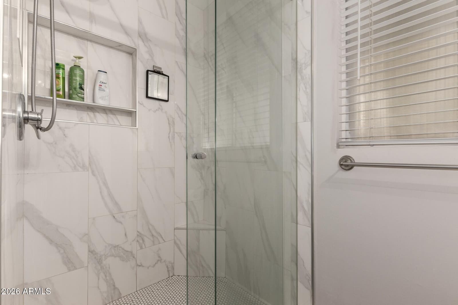 3270 E CAMELBACK Road 213, Phoenix, AZ 85018 — photo 19 of 41