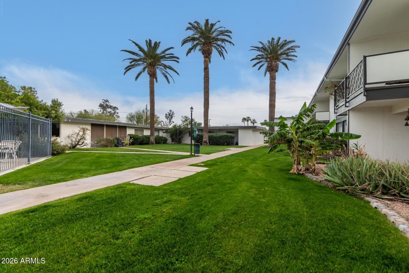 3270 E CAMELBACK Road 213, Phoenix, AZ 85018 — photo 36 of 41