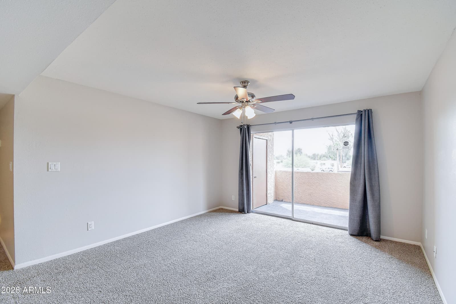 540 N MAY Street 2111, Mesa, AZ 85201 — photo 6 of 29