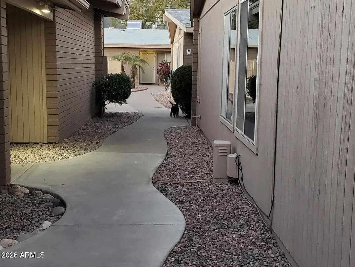 1622 E CAMPBELL Avenue Y, Phoenix, AZ 85016 — photo 4 of 8