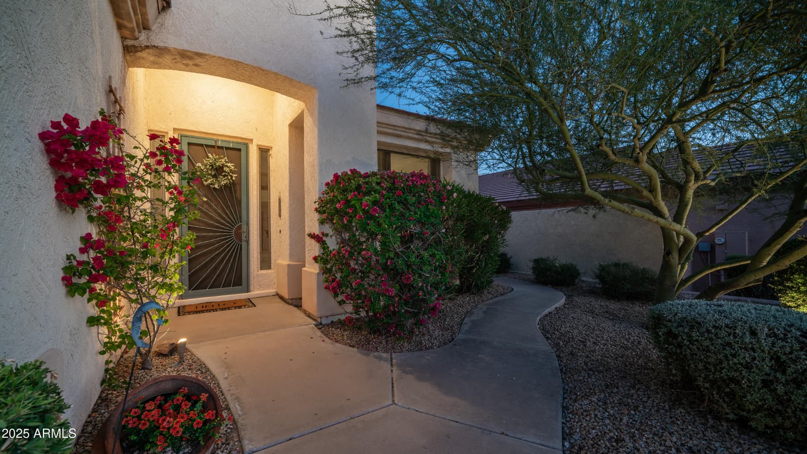 6334 E VIEWMONT Drive 17, Mesa, AZ 85215 — photo 3 of 39