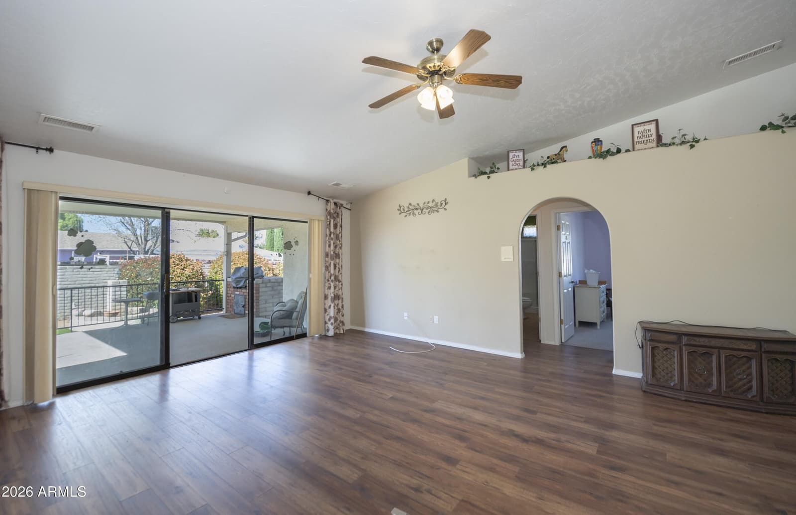 4212 N CYPRESS Circle, Prescott Valley, AZ 86314 — photo 8 of 38