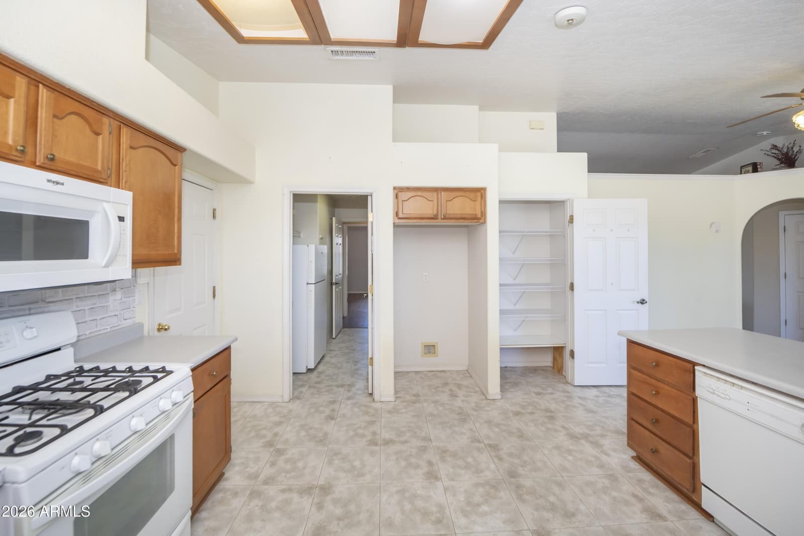 4212 N CYPRESS Circle, Prescott Valley, AZ 86314 — photo 12 of 38