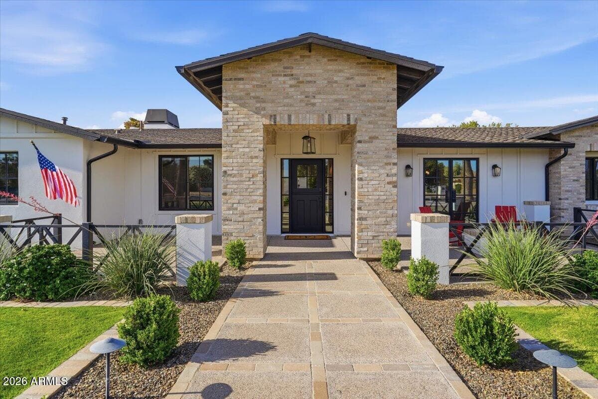 180 E BIRD Lane, Litchfield Park, AZ 85340 — photo 14 of 89