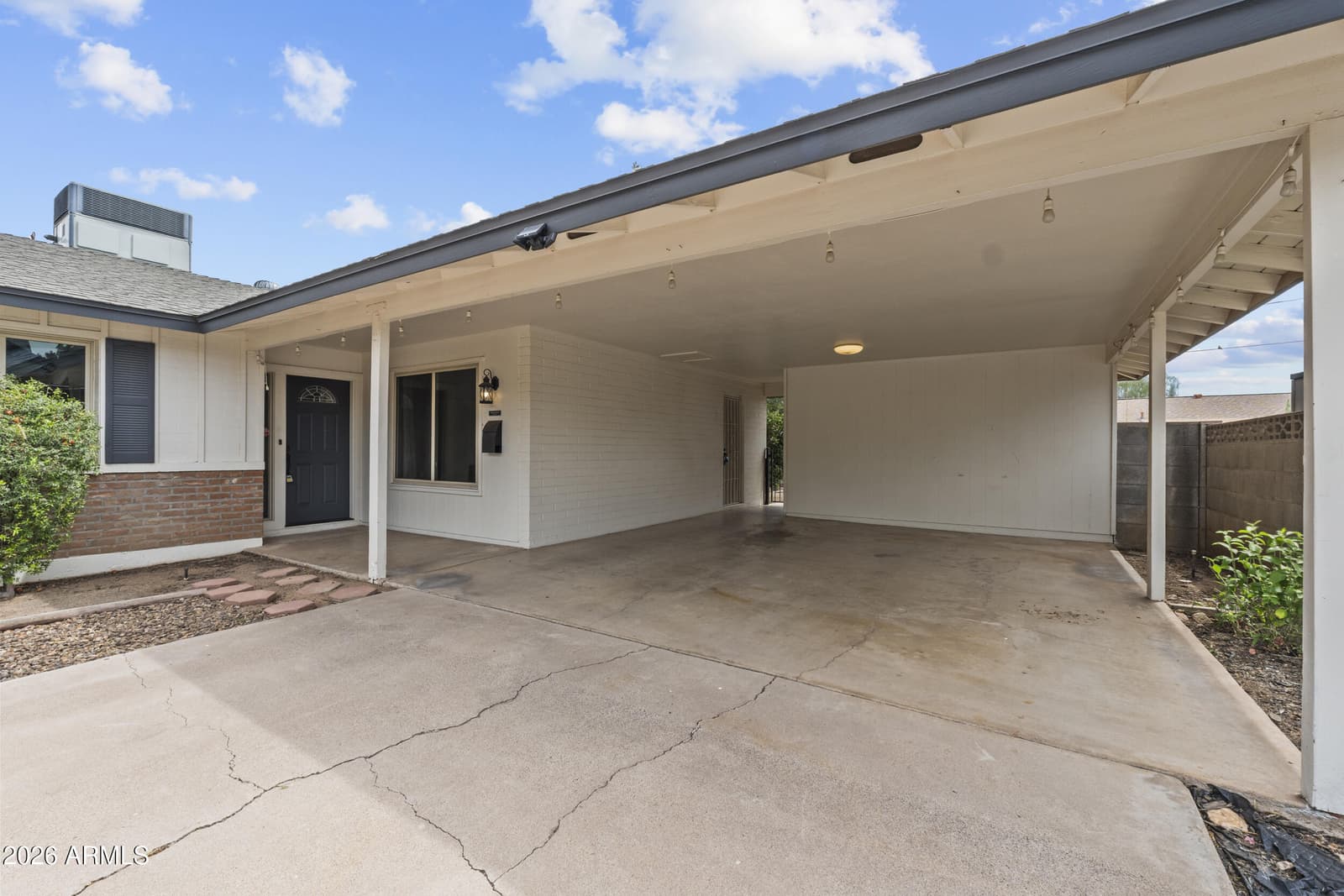 1229 E MANHATTON Drive, Tempe, AZ 85282 — photo 4 of 28