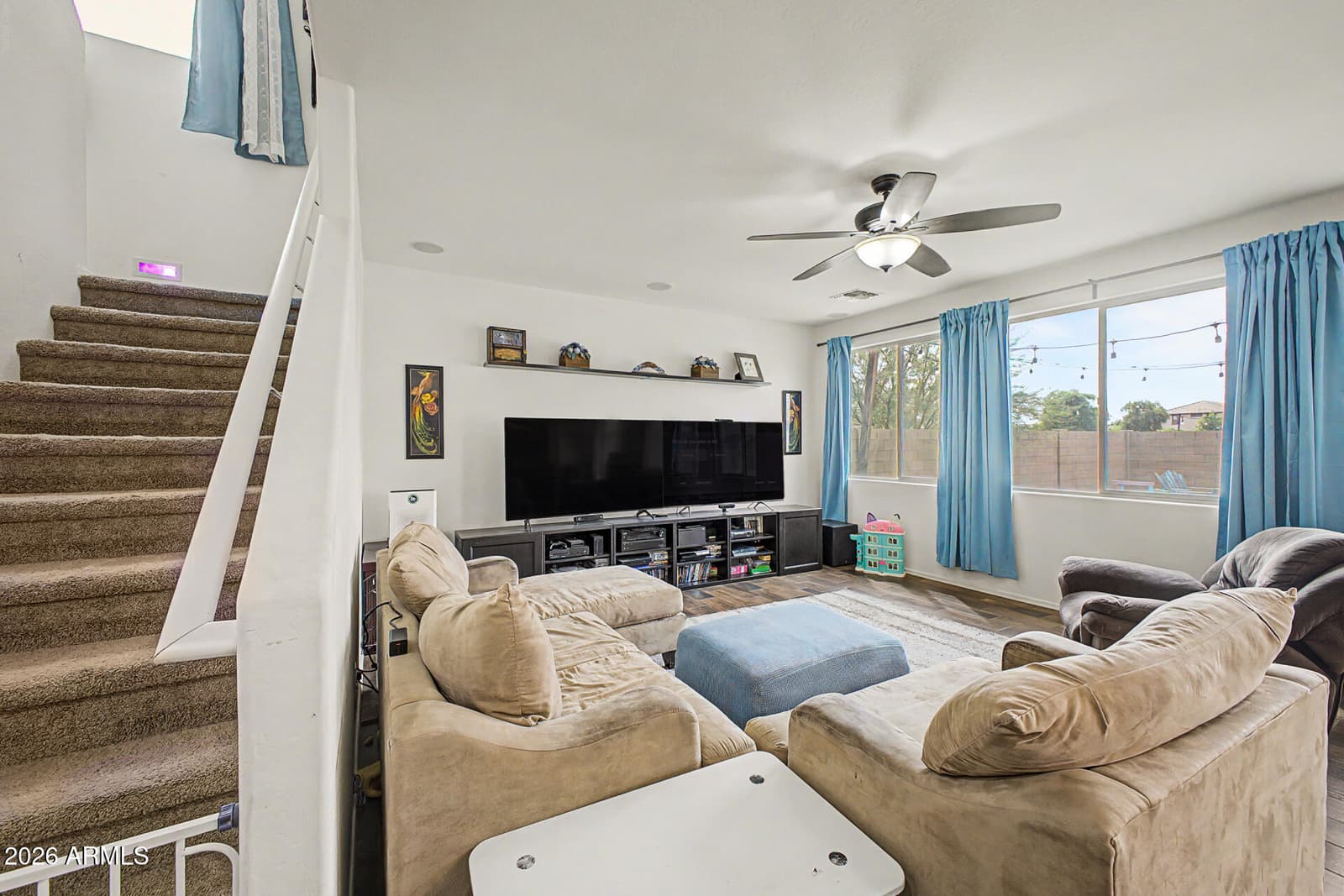 3135 E QUINCE Street, Mesa, AZ 85213 — photo 4 of 41