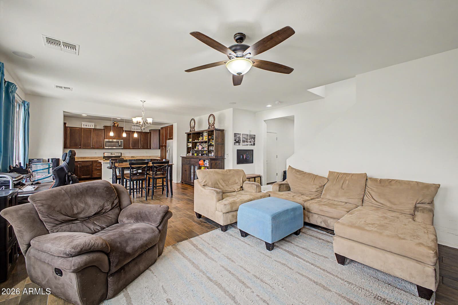 3135 E QUINCE Street, Mesa, AZ 85213 — photo 5 of 41