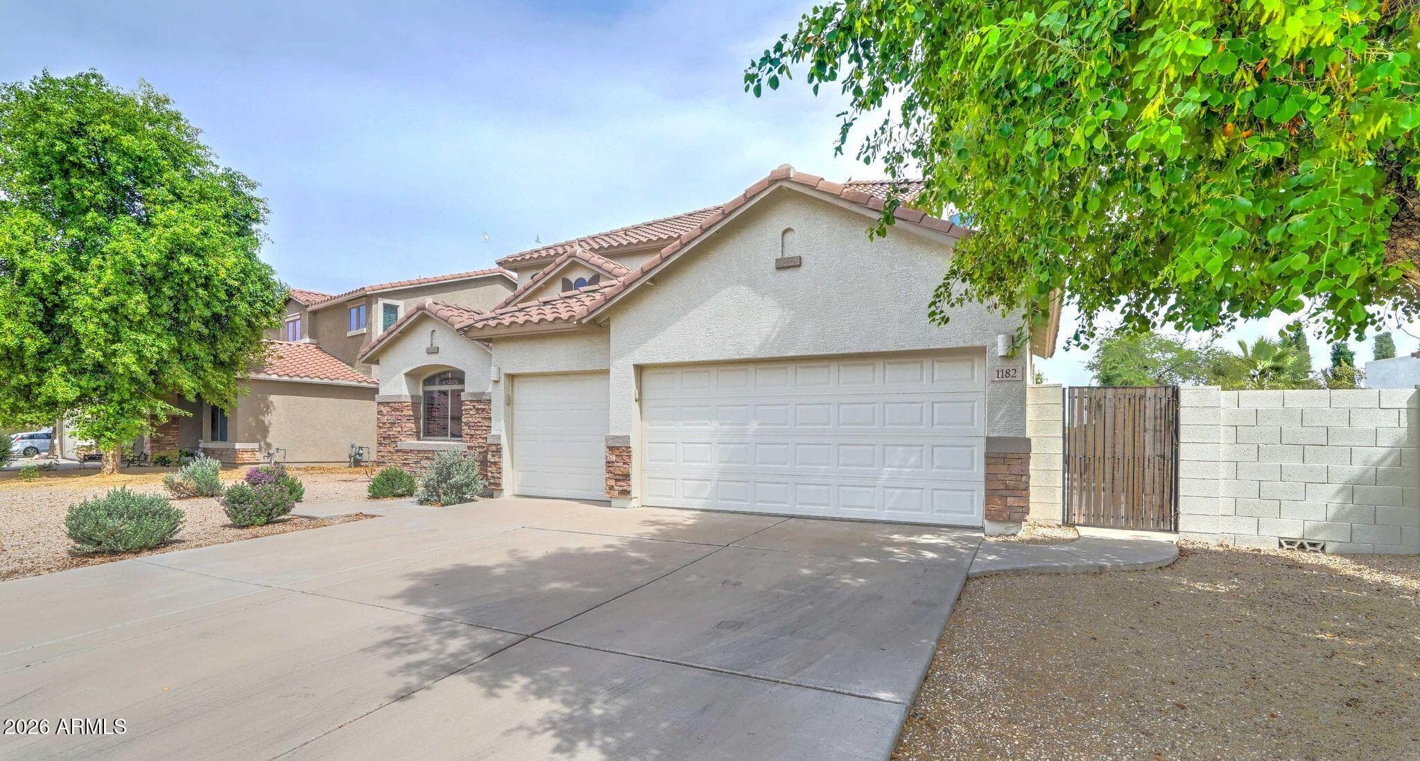 1182 W Deoni Trail, San Tan Valley, AZ 85143 — photo 3 of 42