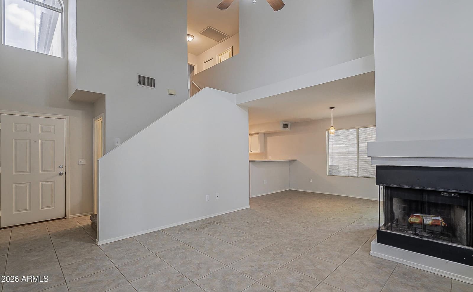 528 S SUNRISE Drive, Gilbert, AZ 85233 — photo 2 of 39