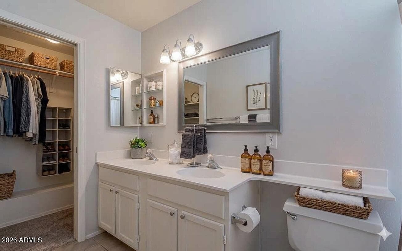 528 S SUNRISE Drive, Gilbert, AZ 85233 — photo 13 of 39