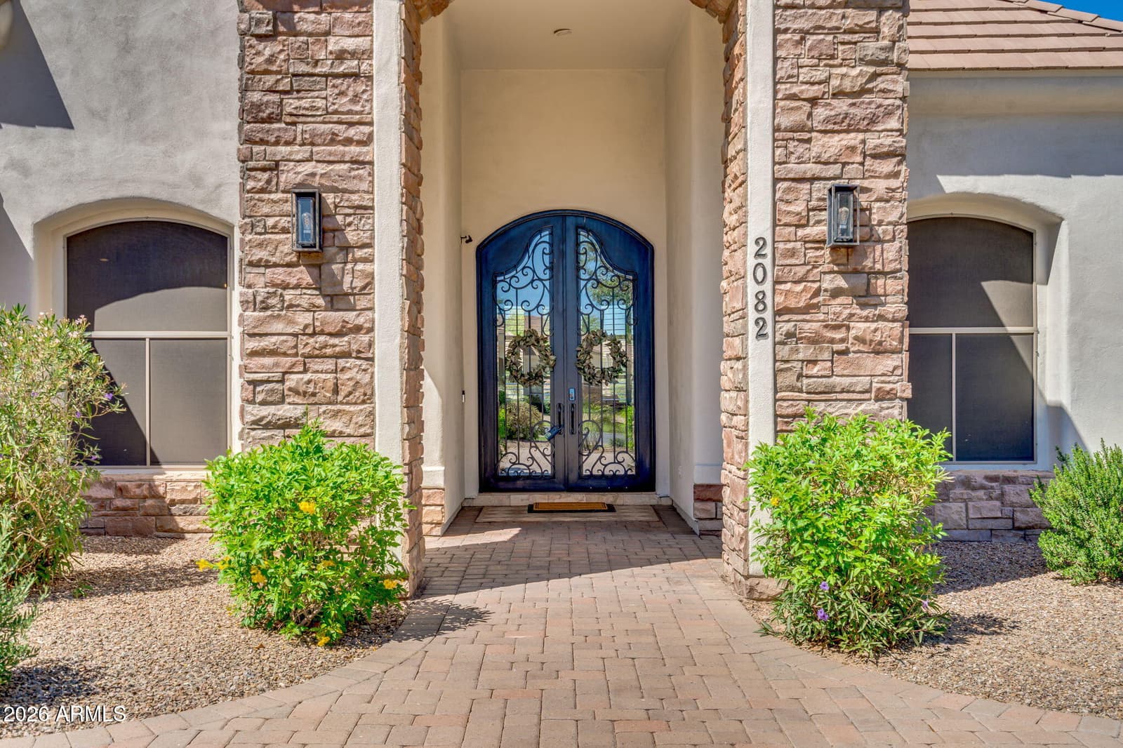 2082 E SANOQUE Boulevard, Gilbert, AZ 85298 — photo 7 of 80