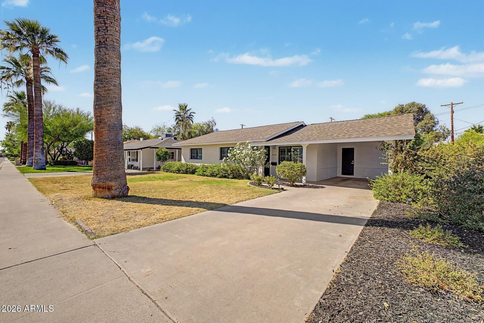 3436 E GLENROSA Avenue, Phoenix, AZ 85018 — photo 4 of 37