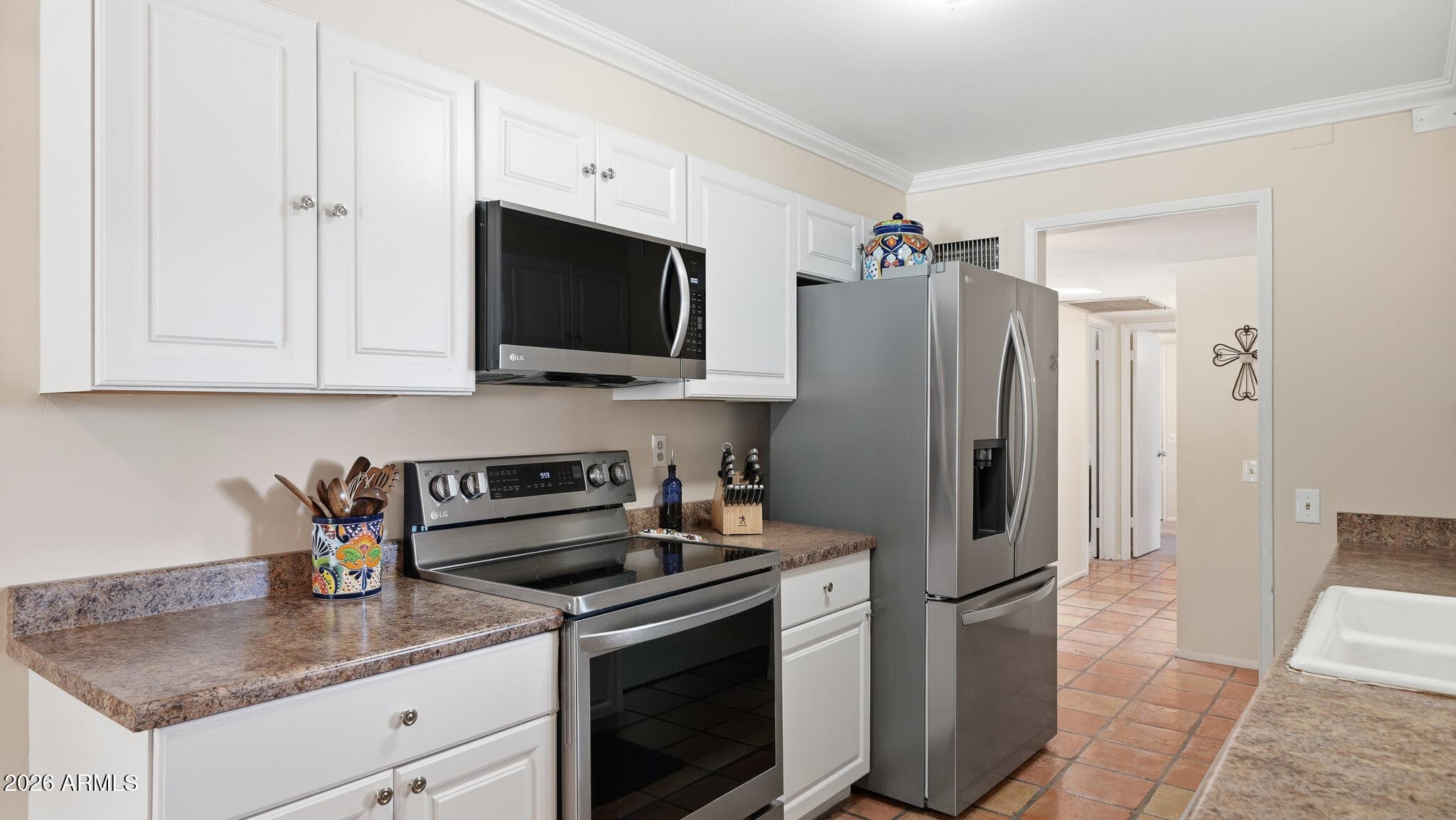 10702 W WILLOWBROOK Drive, Sun City, AZ 85373 — photo 13 of 47