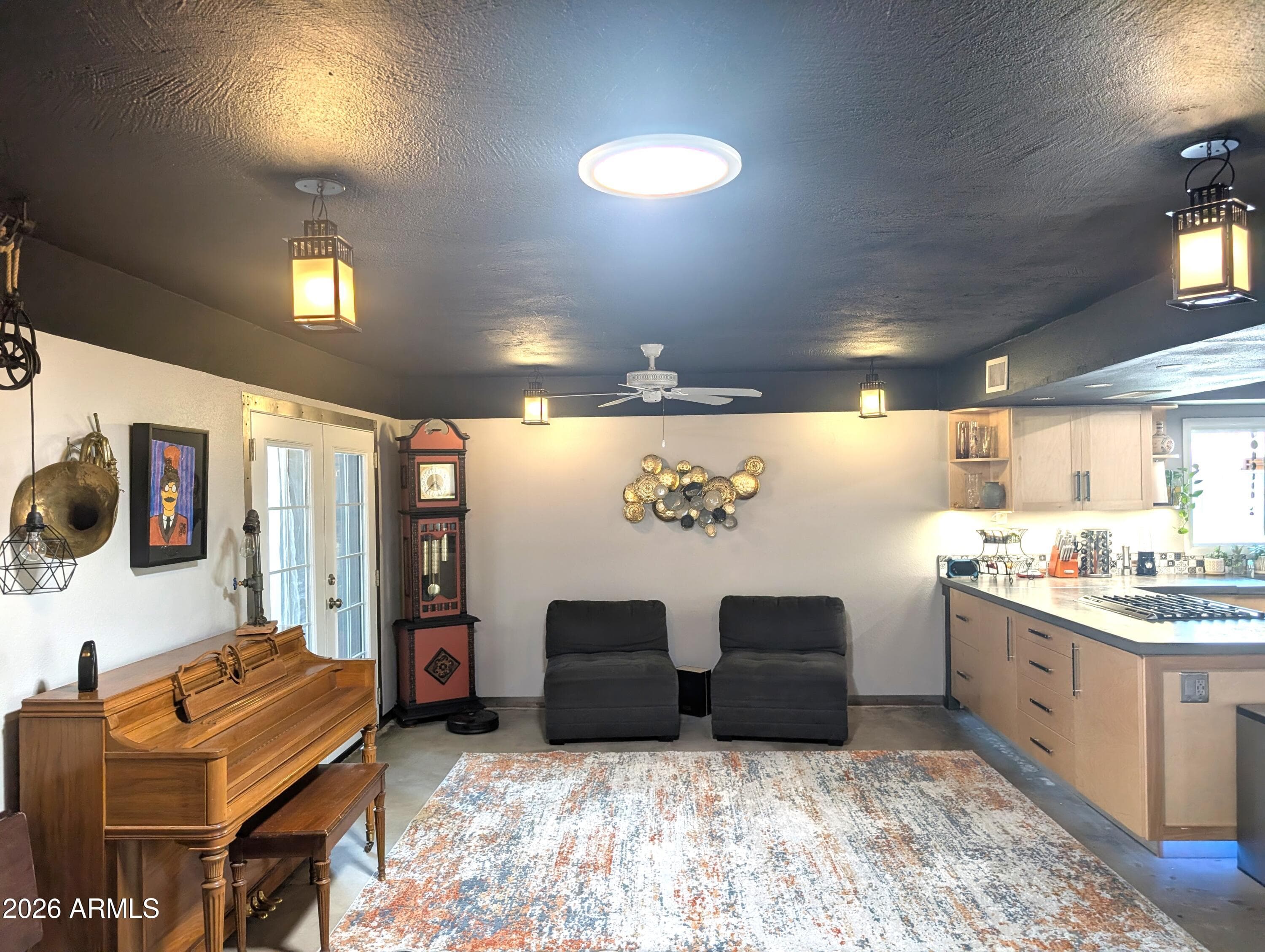 5634 N 39TH Avenue, Phoenix, AZ 85019 — photo 9 of 43
