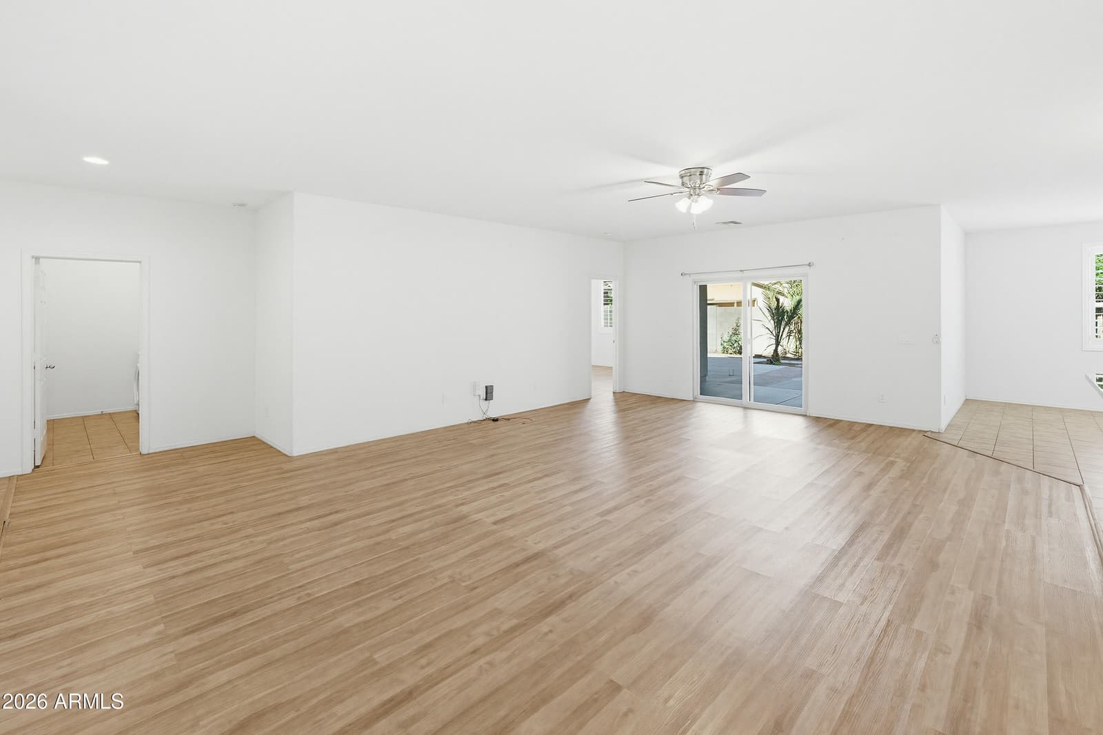8853 N 69TH Lane, Peoria, AZ 85345 — photo 6 of 41