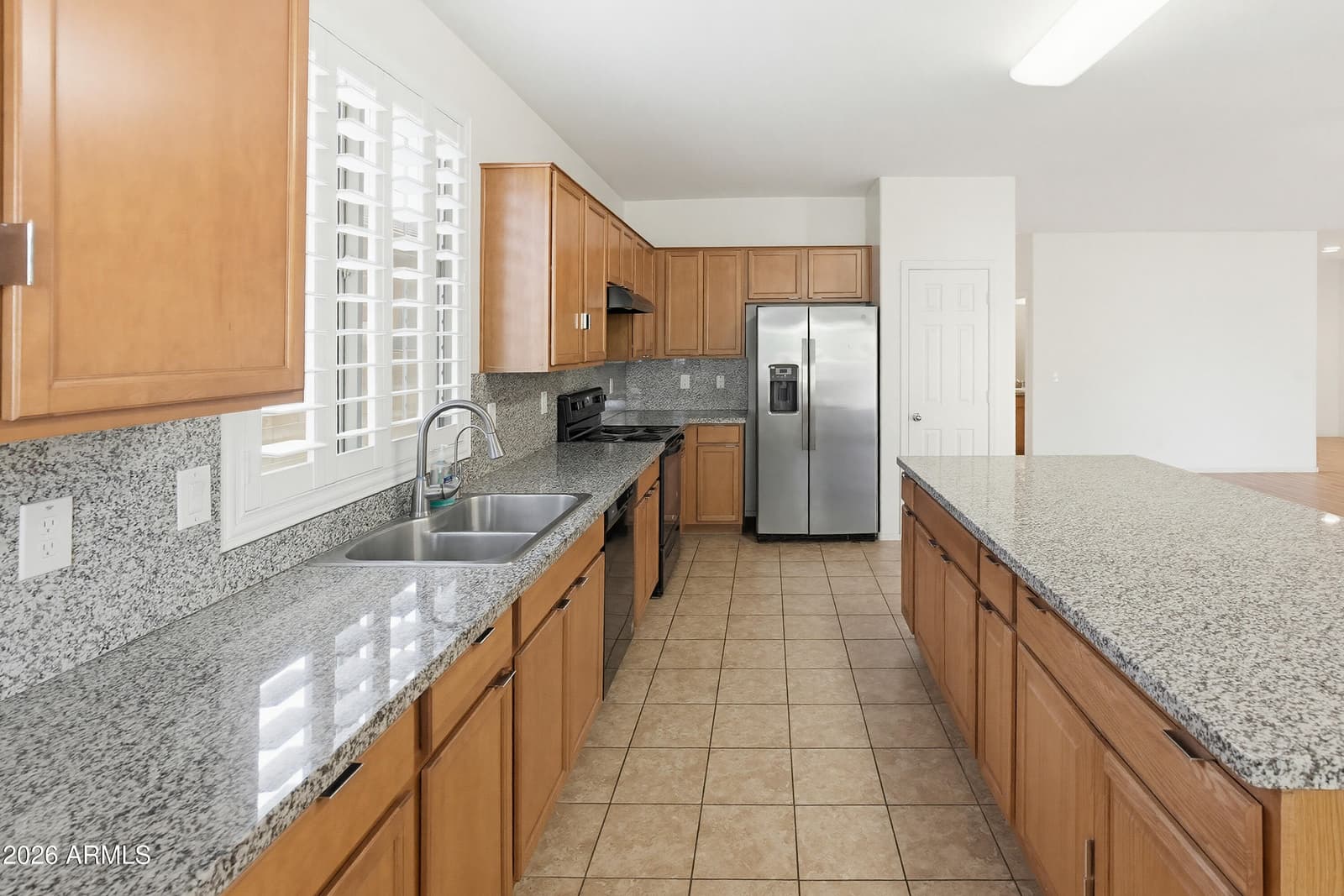 8853 N 69TH Lane, Peoria, AZ 85345 — photo 11 of 41