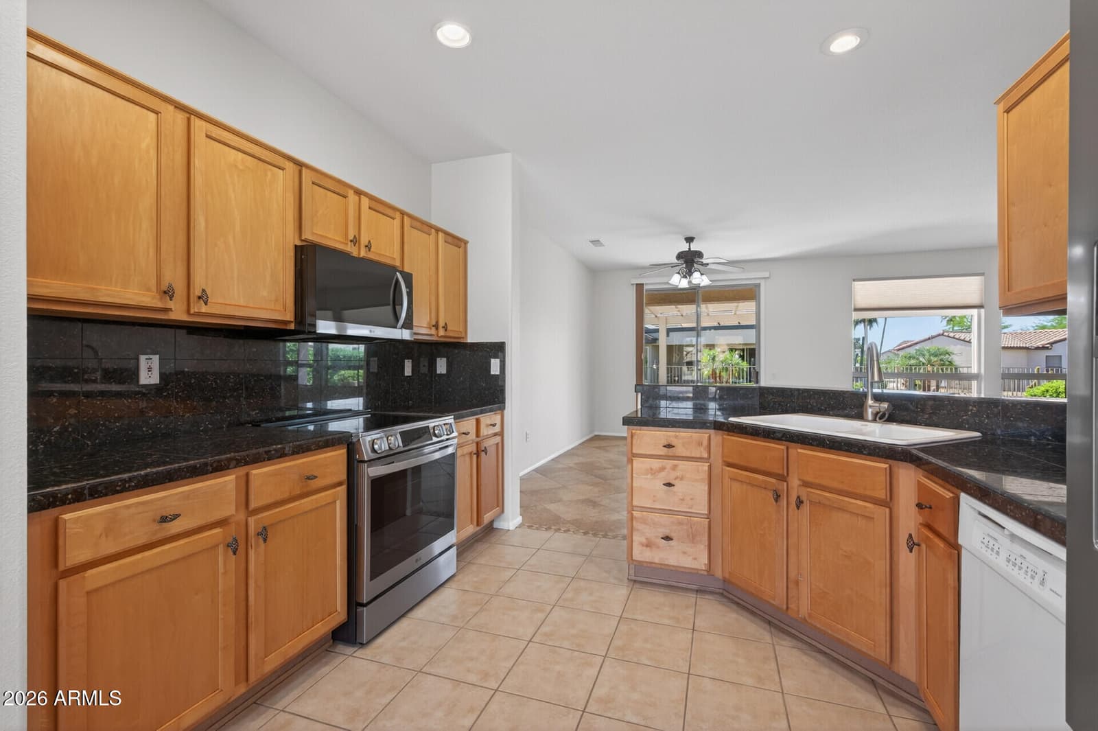 15243 W CAMINO ESTRELLA Drive, Surprise, AZ 85374 — photo 12 of 39