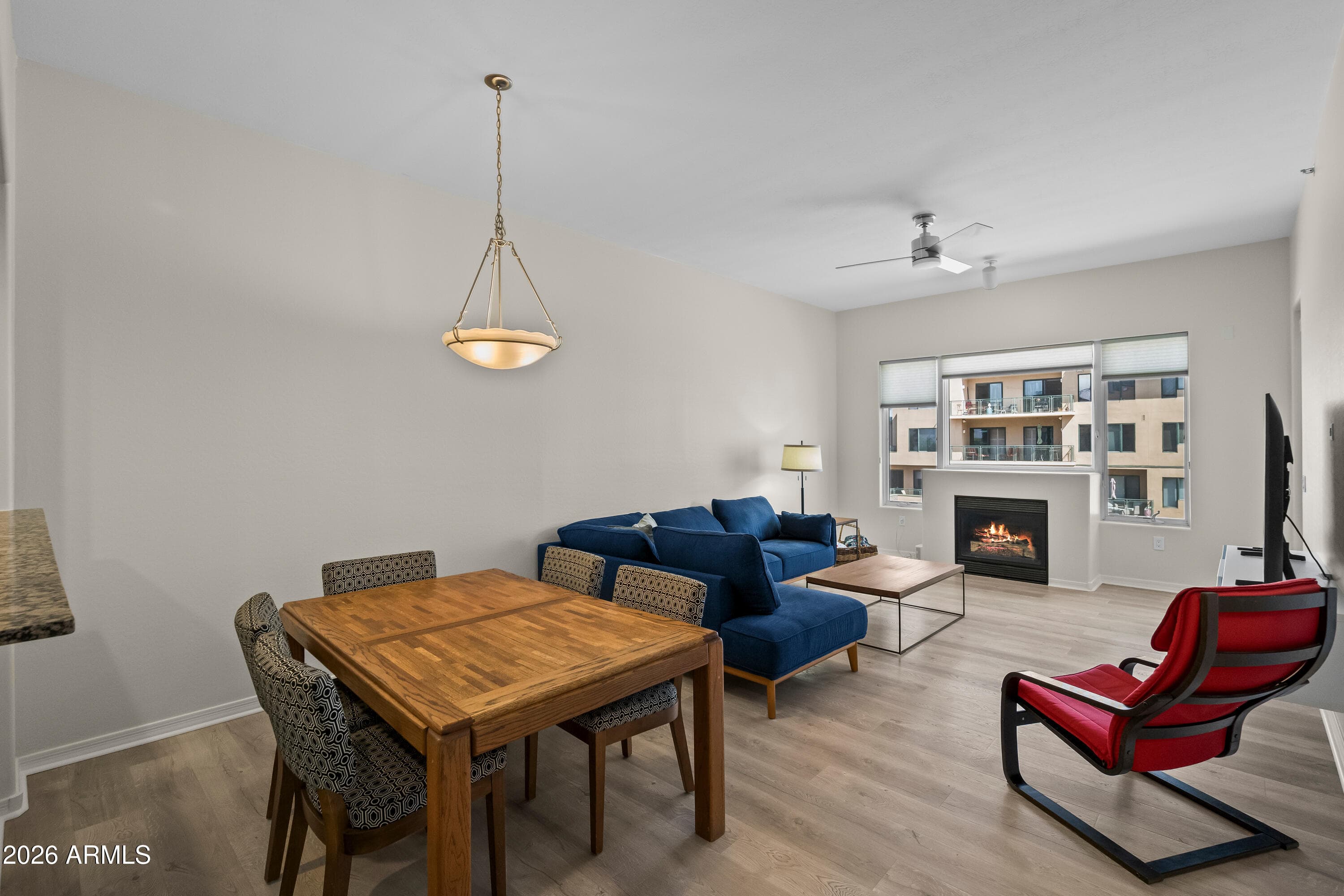 16 W ENCANTO Boulevard 417, Phoenix, AZ 85003 — photo 5 of 41