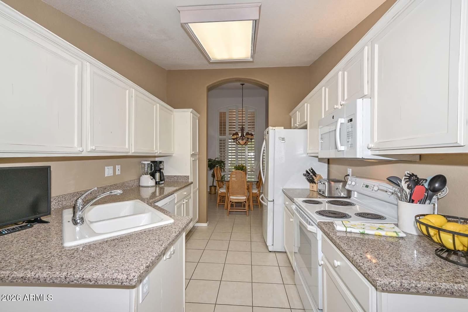 19524 N 83RD Lane, Peoria, AZ 85382 — photo 14 of 37