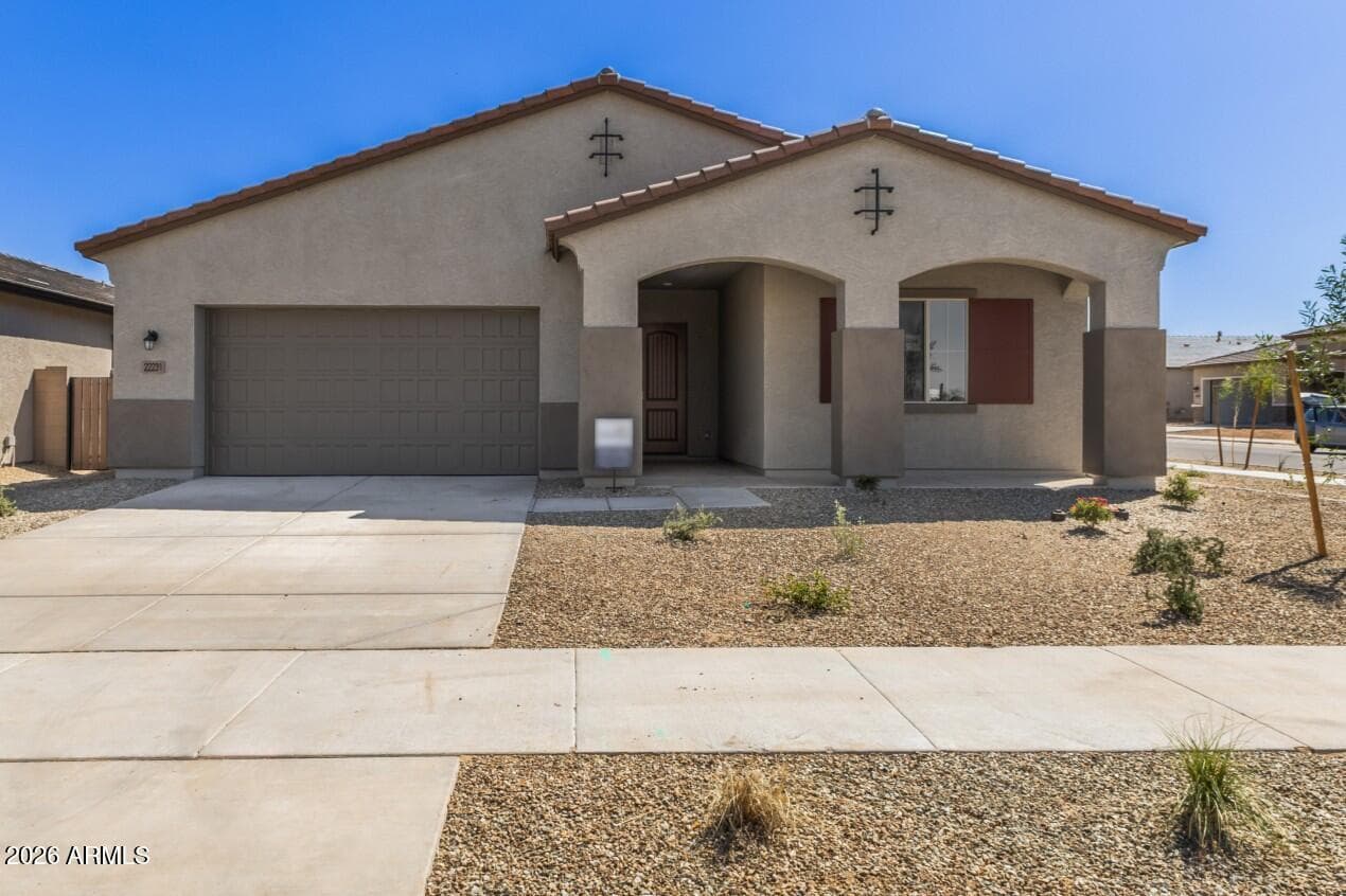 22231 W TONOPAH Drive, Surprise, AZ 85387